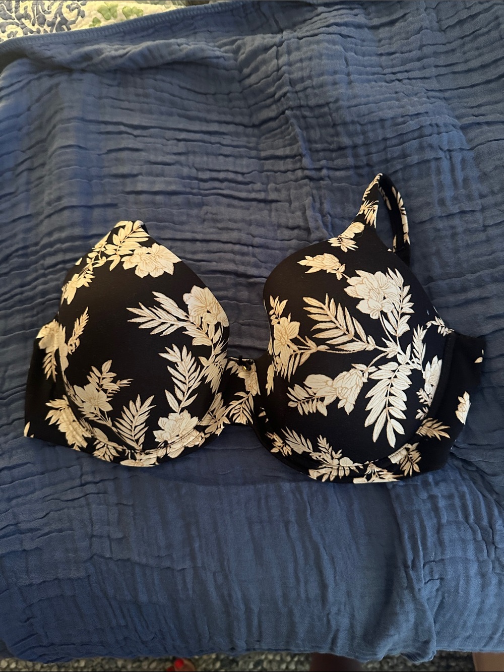 Soma Floral-Print Underwire Bra in Black and Cream